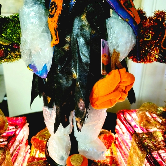 Black Magic Woman - Picture 4 of 6